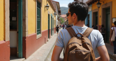 Backpacker admiring architecture and מסעדות בארקיפה פרו exterior.
